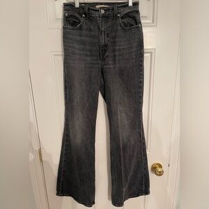 Levi's 70's High Rise Jeans (Size 26)